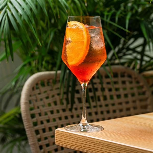 SPRITZ & STAY
